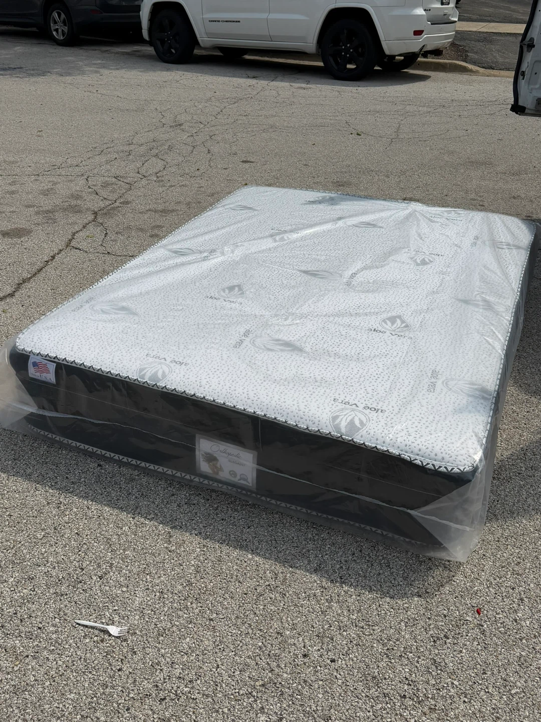 Orthopedic Elegant Mattress, queen size
