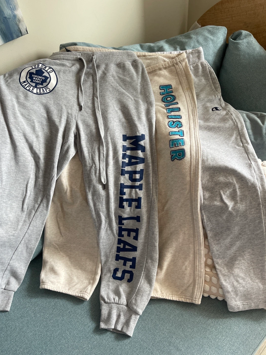 Toronto Maple Leafs ,Hollister, Champion  Sweatpants