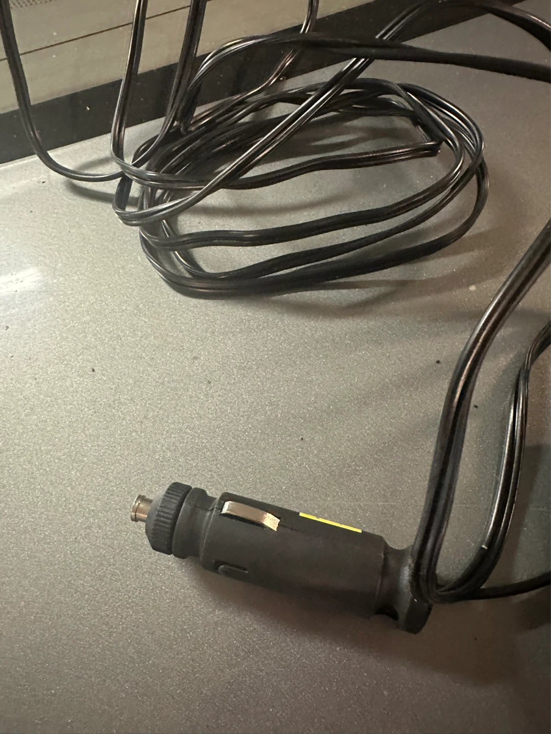 Certified Top Off Tire Inflator - photo 3