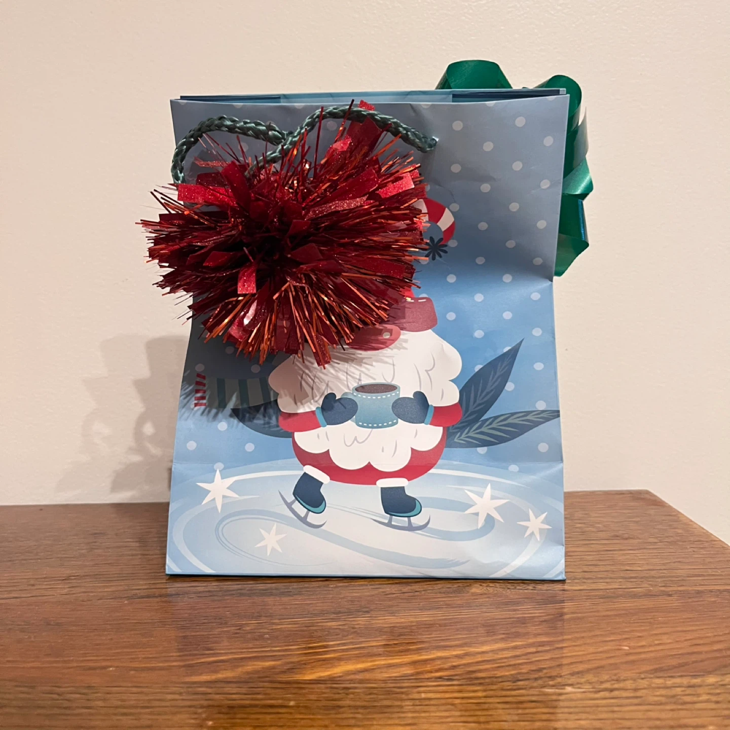 FREE *MOVING SALE* Gift Bags and Box
