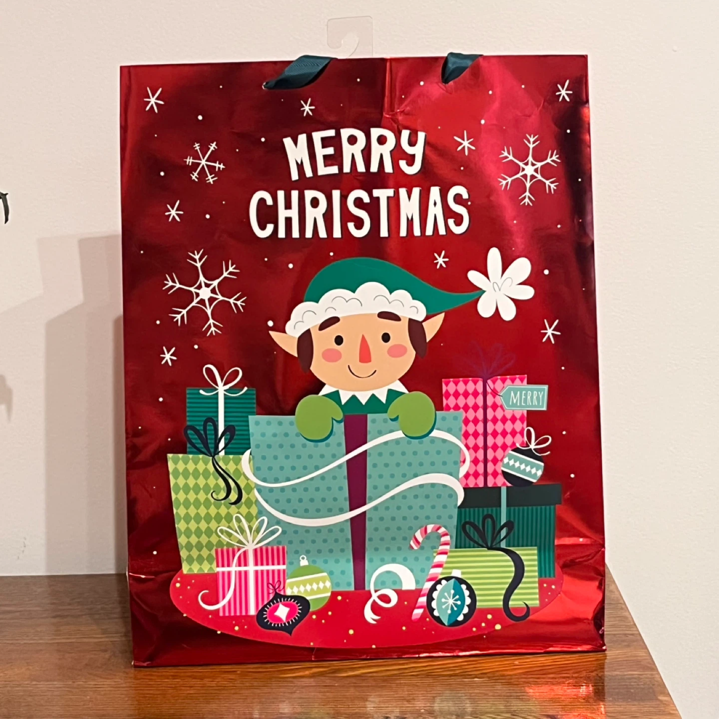 FREE *MOVING SALE* Gift Bags and Box - photo 5