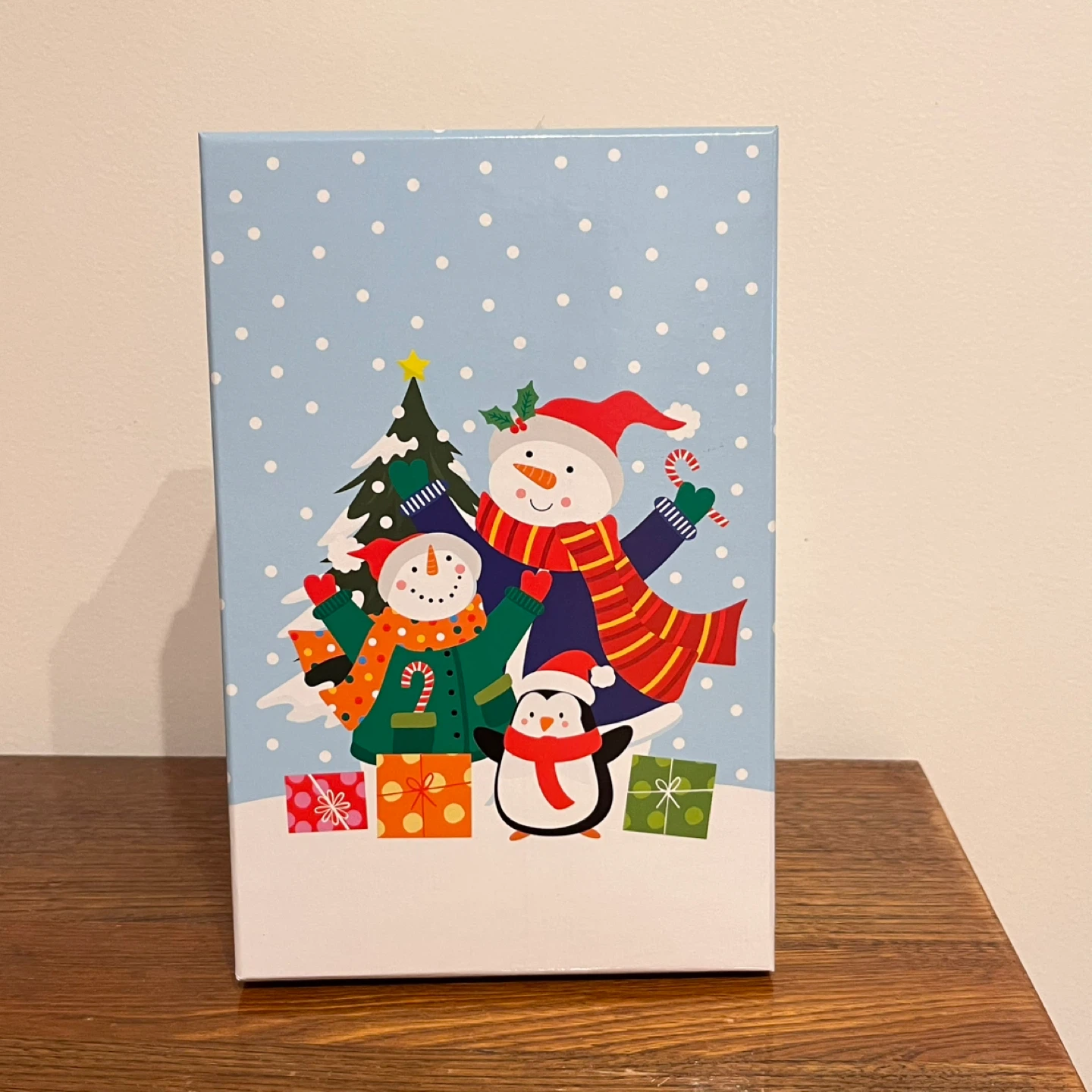 FREE *MOVING SALE* Gift Bags and Box - photo 3