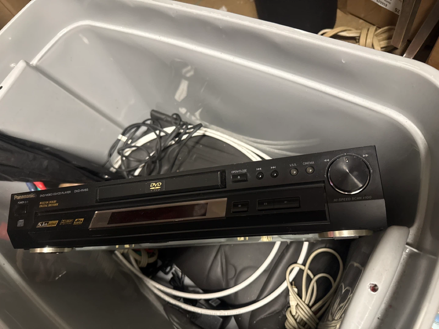 Panasonic DVD/Video CD/CD Player - Model DVD-RV65 - photo 2