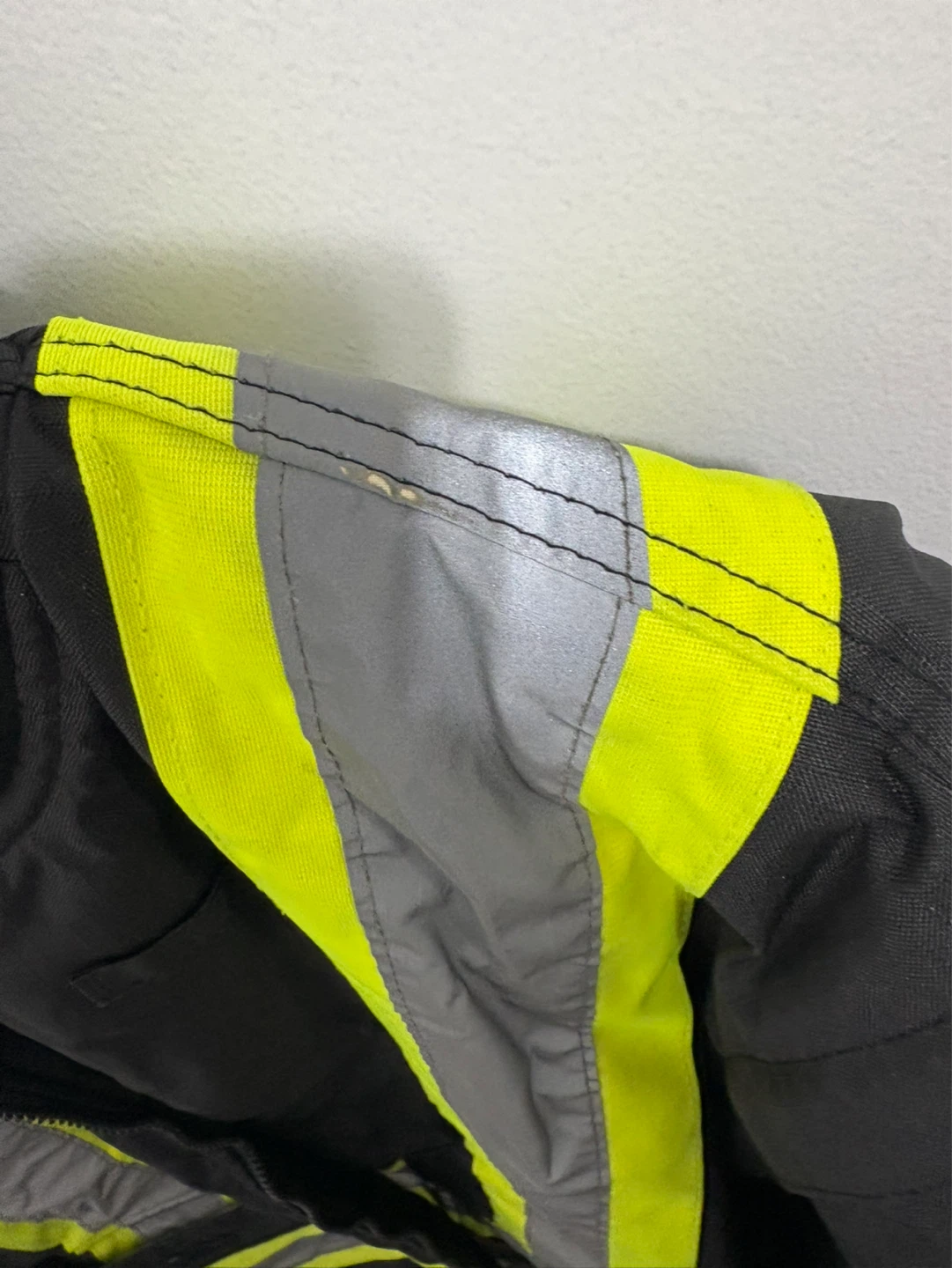 Black Bomber Jacket with High-Visibility Reflective Strips - L - photo 5
