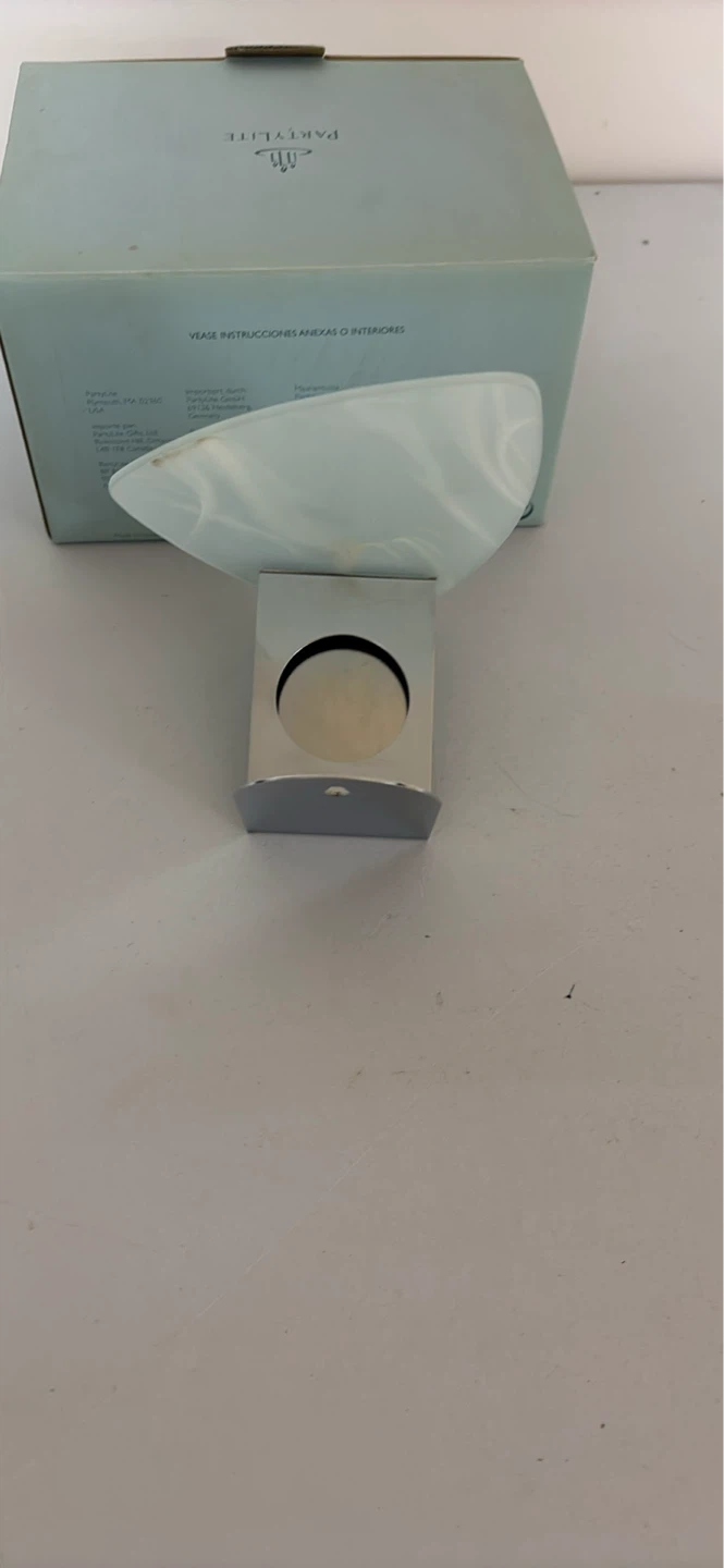 PartyLite Tealight Holder with Frosted Glass Shade - photo 3
