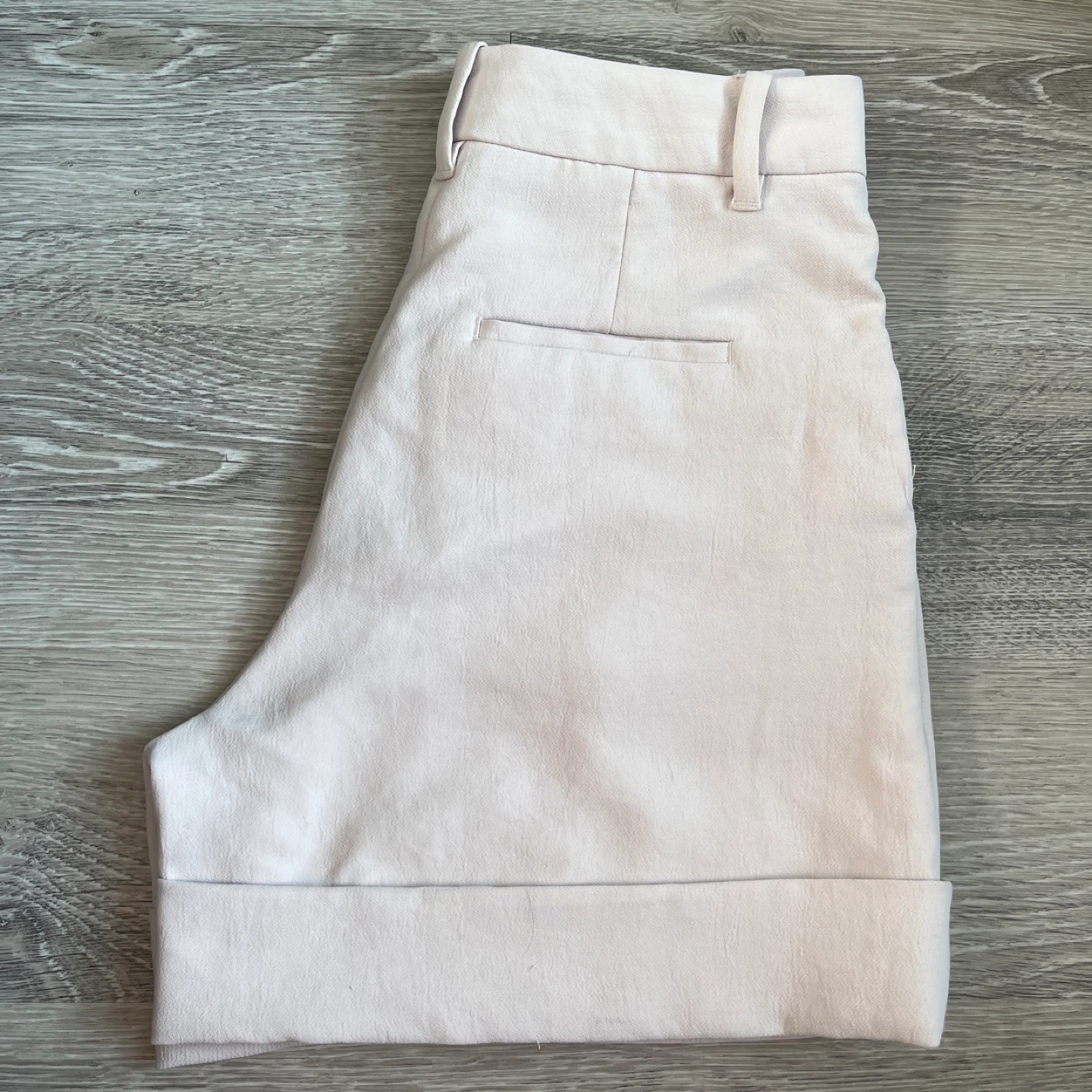 Wilfred Pleated High-Rise Shorts, Size 6 - photo 2