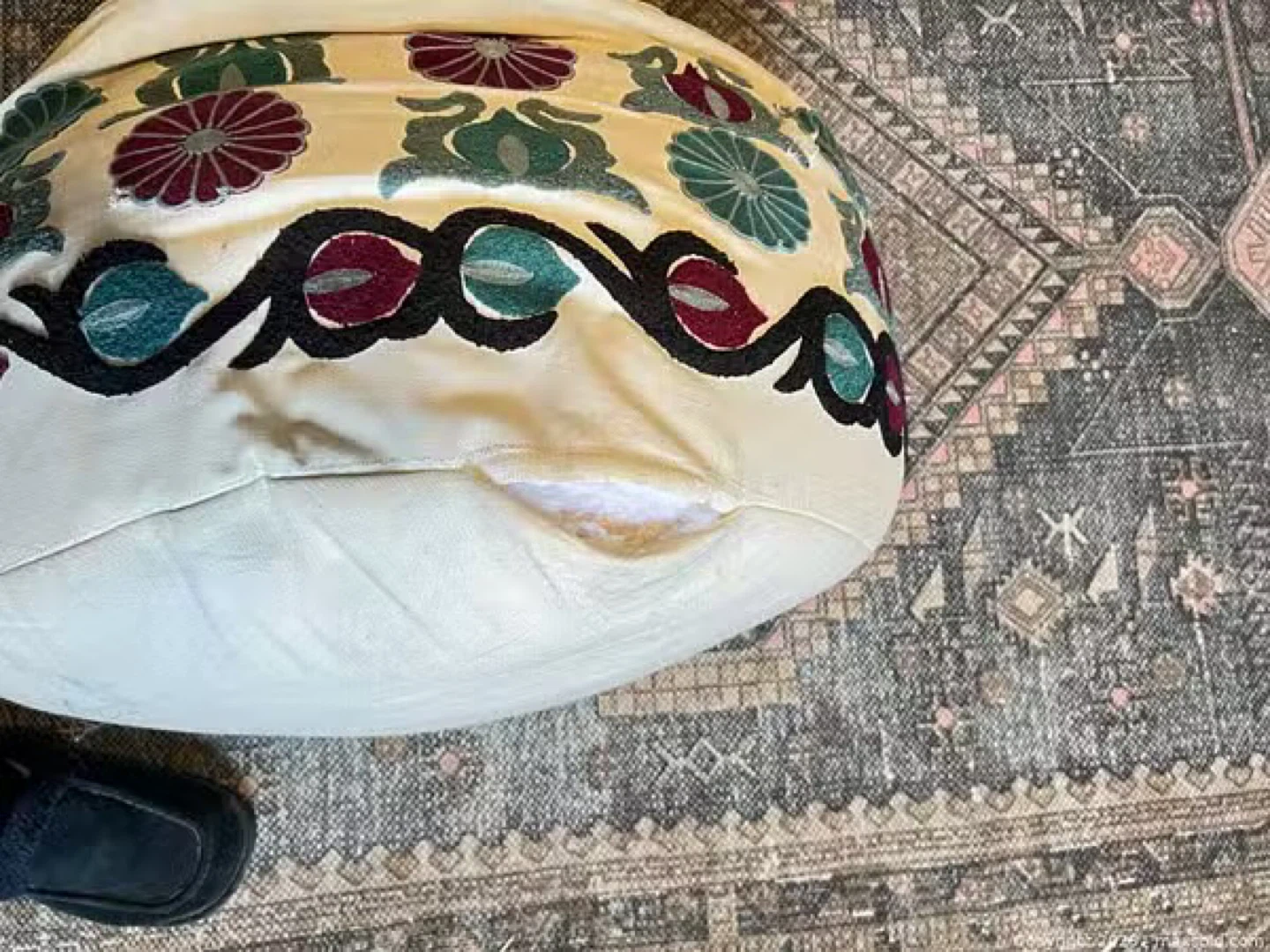 Round Embroidered Pouf Ottoman - photo 4