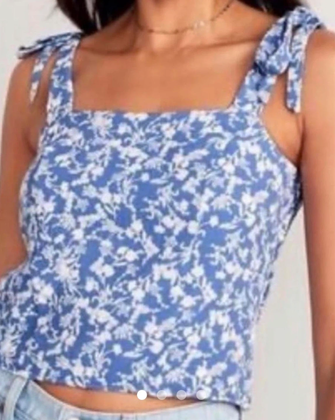 Old Navy Women’s L blue/white top - photo 4