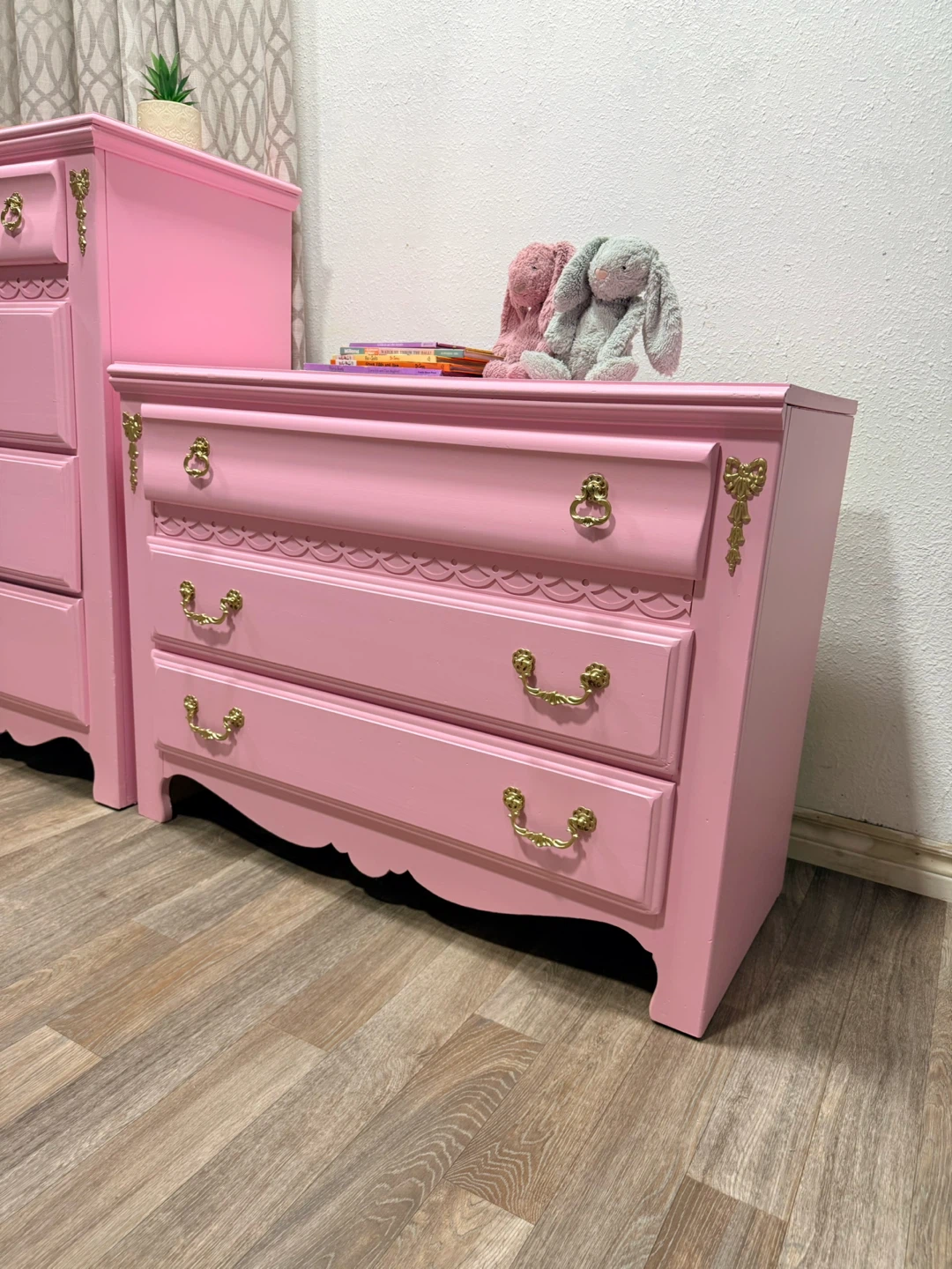 Beautiful Refinished Pink Mini Dresser Set - photo 4