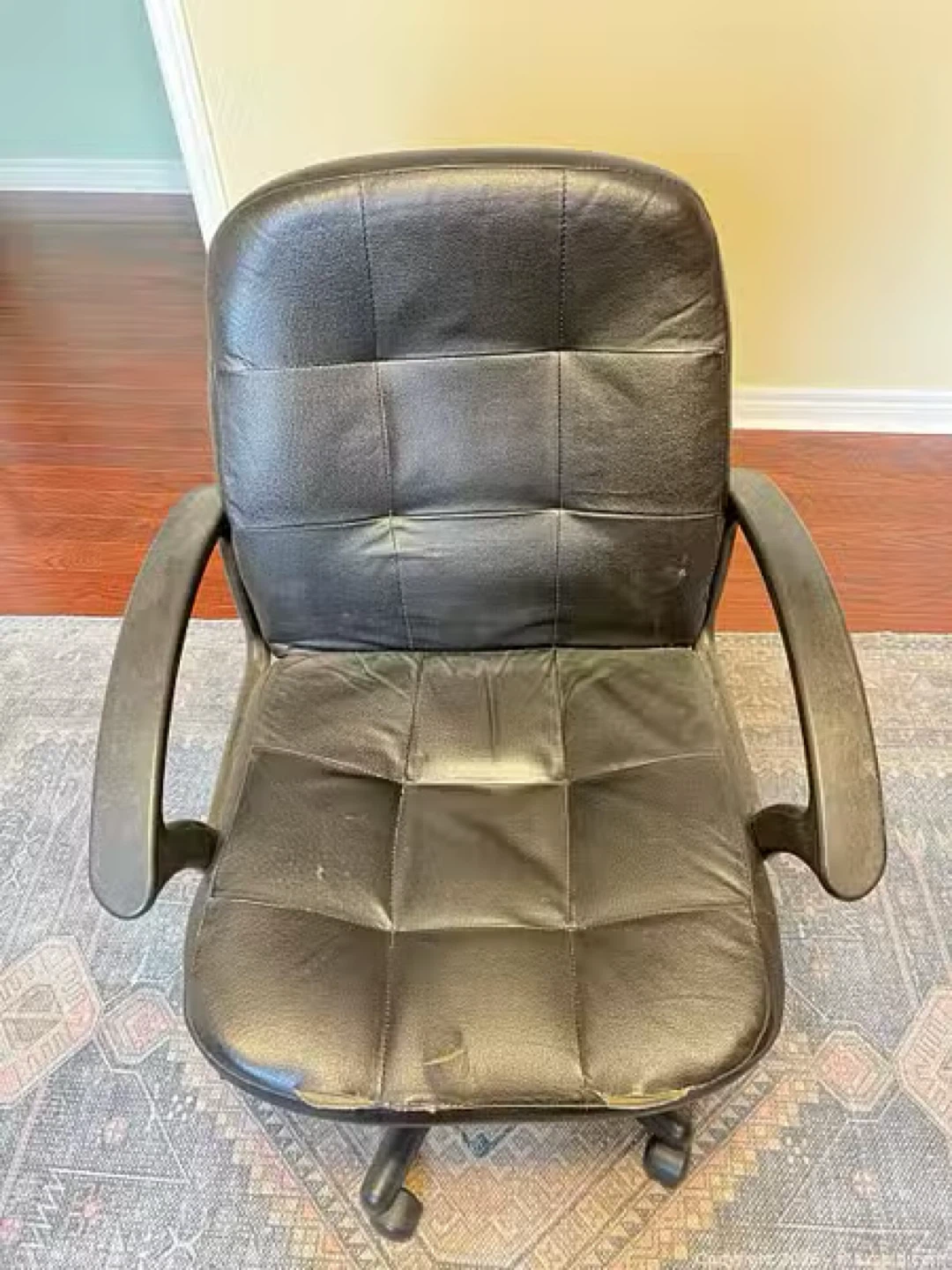 Black Office Chair - photo 2