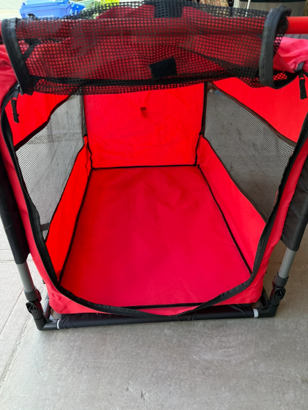 Red Pop-Up Pet Playpen - photo 2