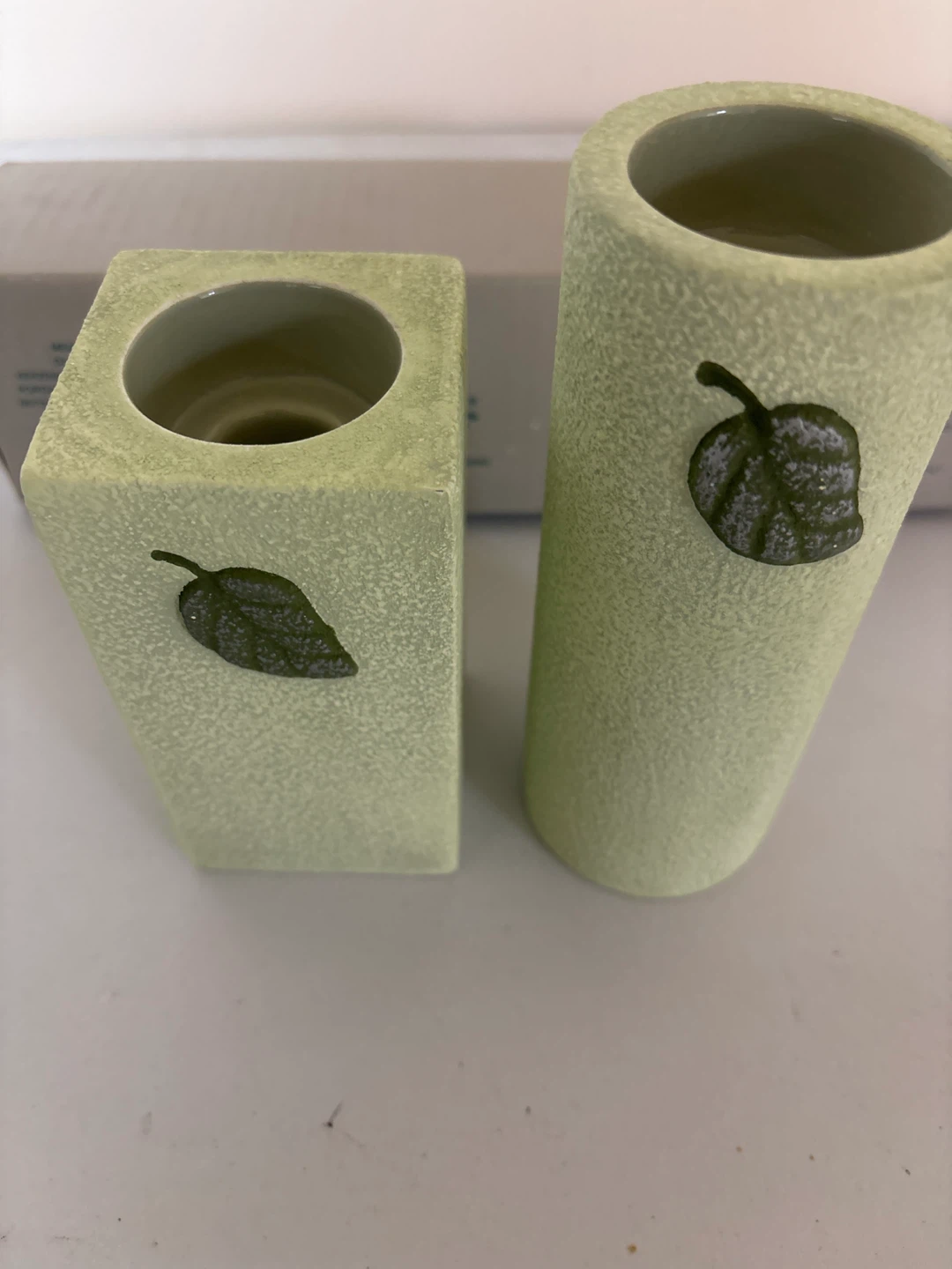 Green Ceramic Leaf Design Vases/Holders - Set of 2 - photo 2