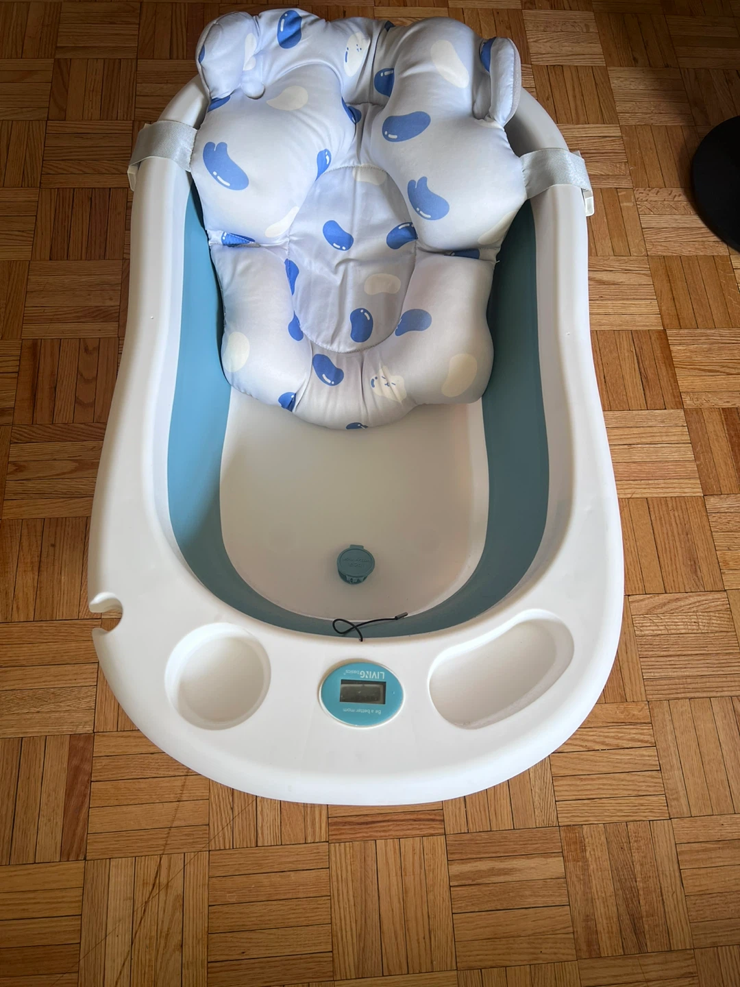 Baby Bath Tub with Scale and Cushion - photo 2