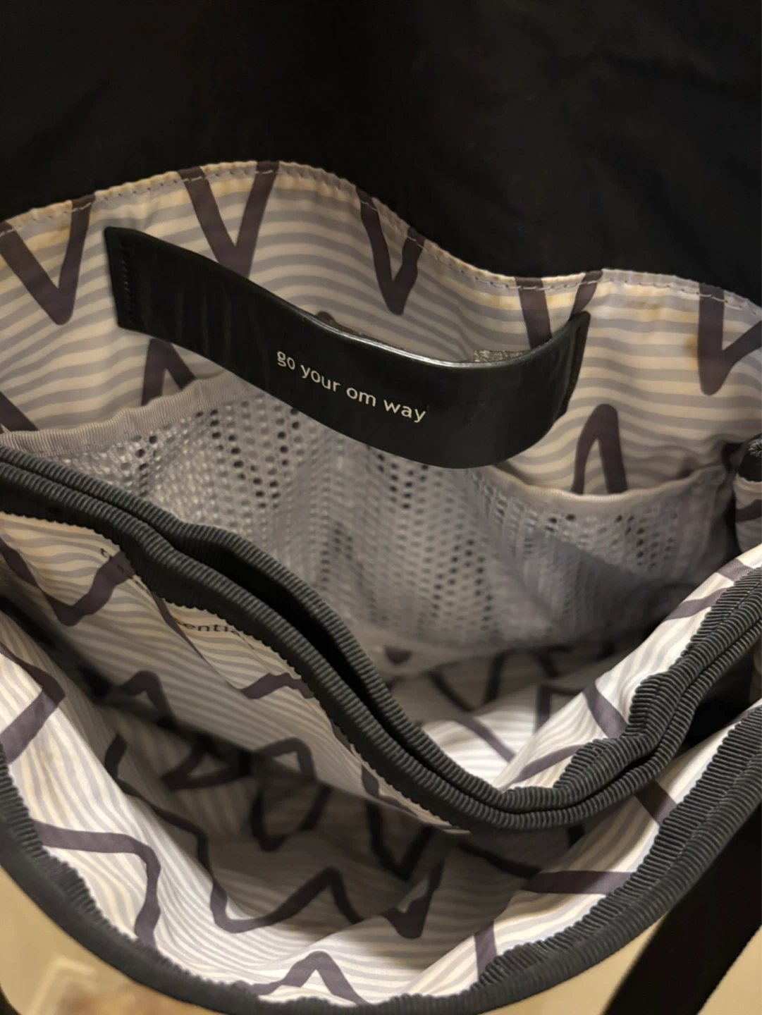 Lululemon Athletica Black Messenger Bag - photo 2