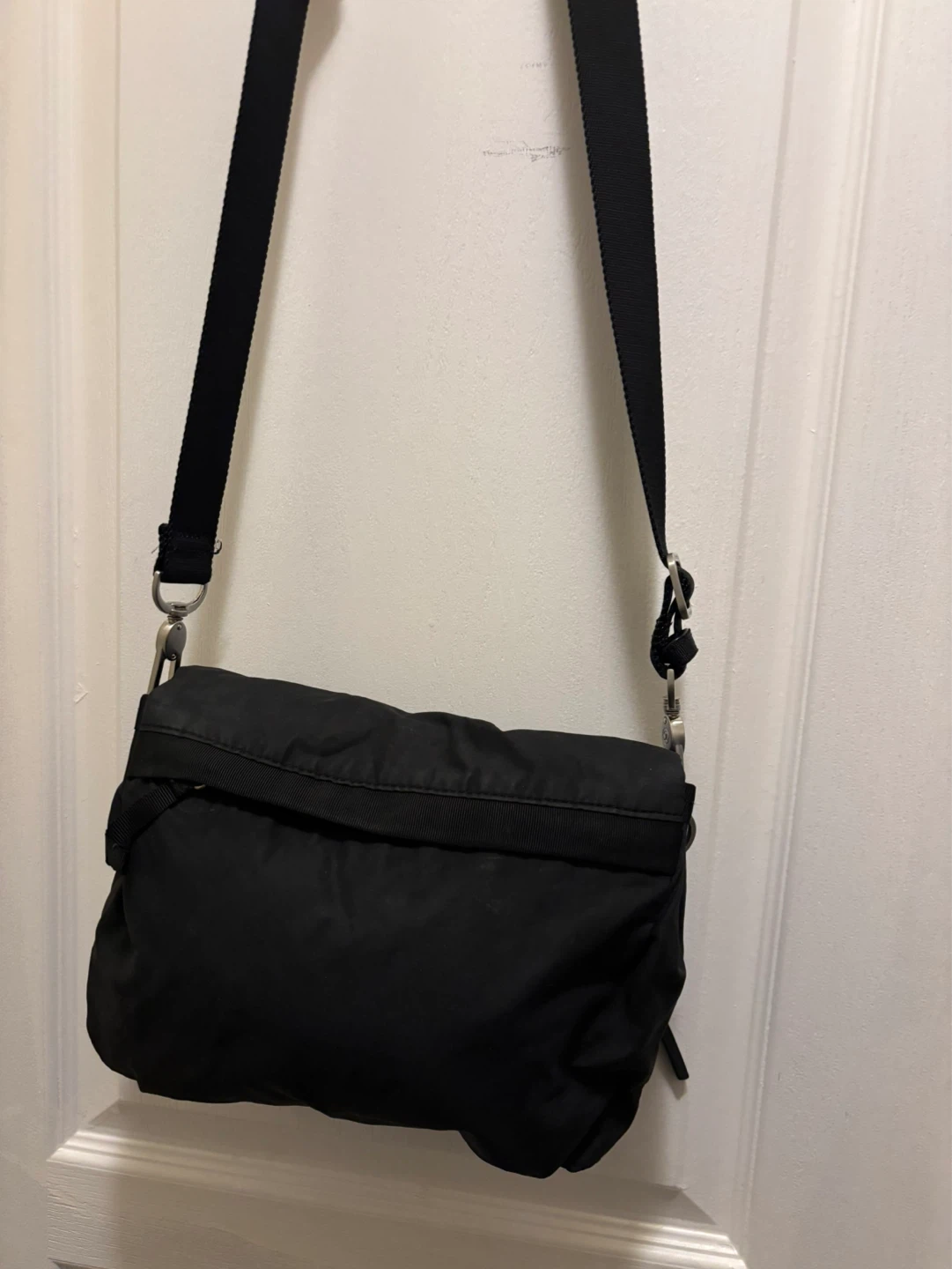 Lululemon Athletica Black Messenger Bag - photo 3