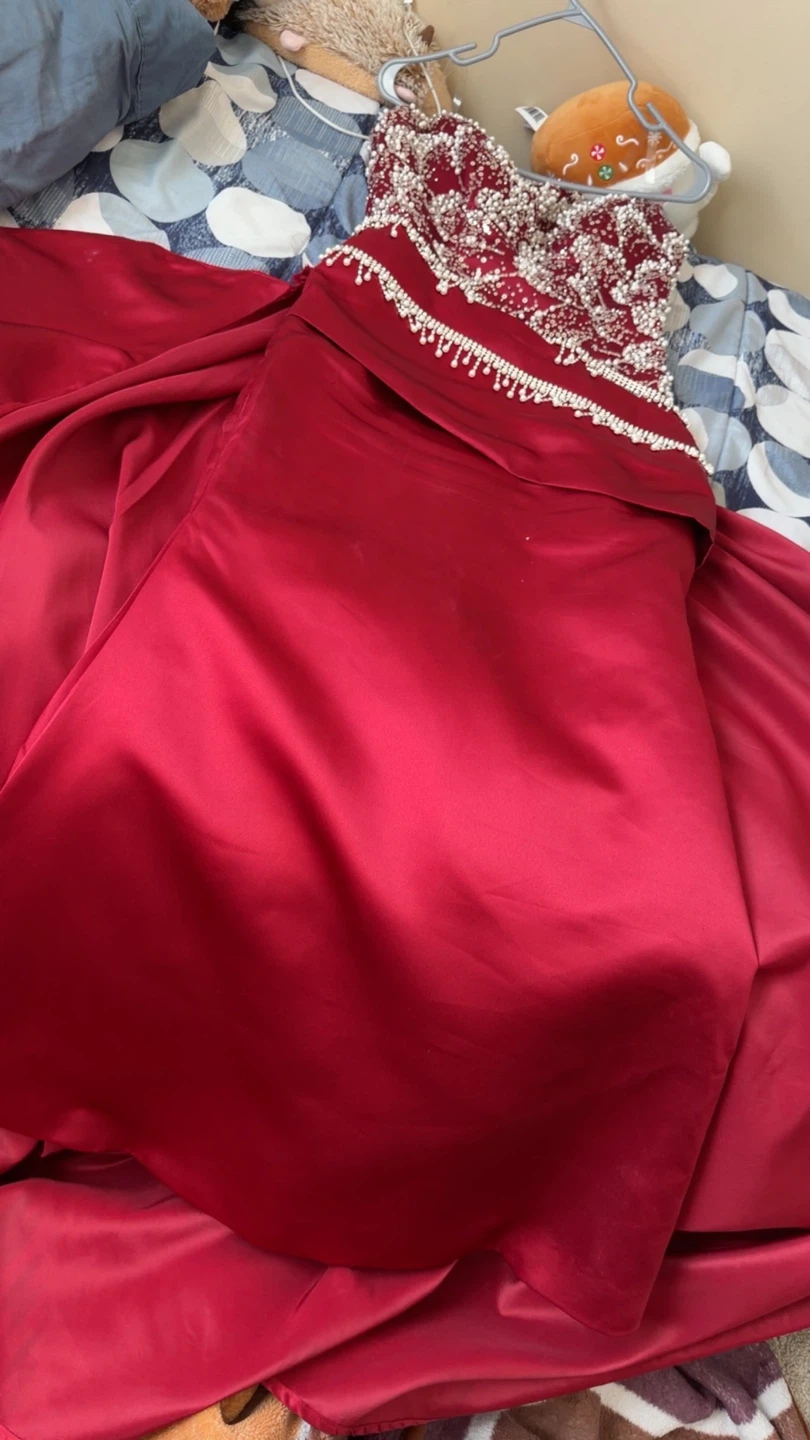 Red Beaded Prom Dress - photo 5