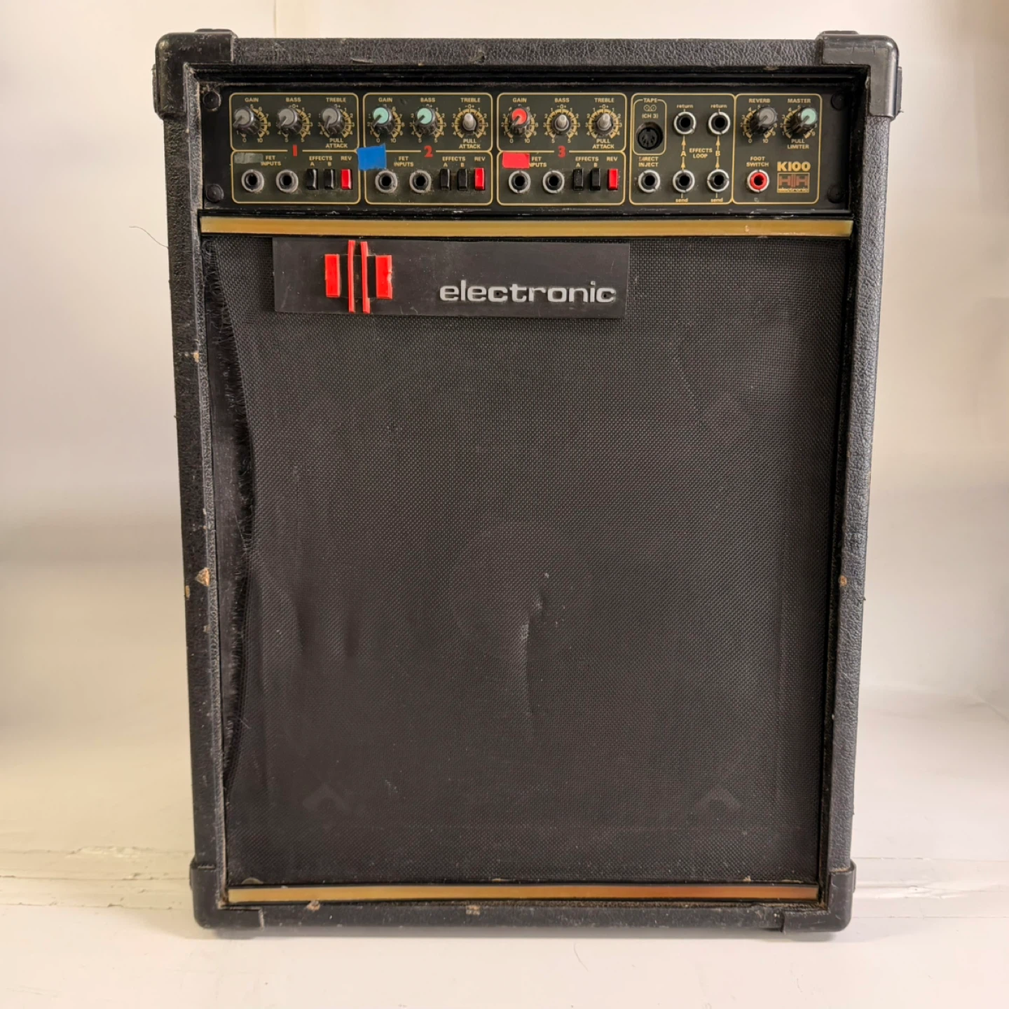 HH Electronic K100 Guitar Amplifier