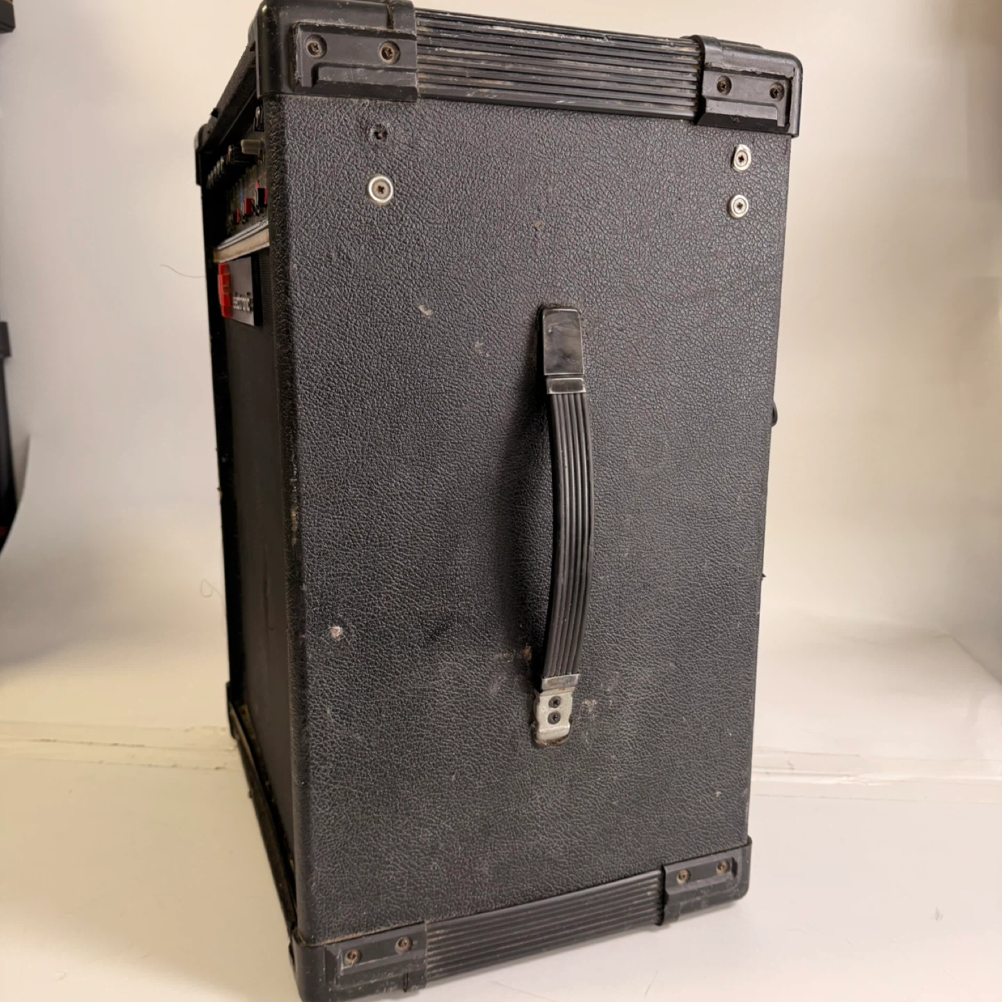 HH Electronic K100 Guitar Amplifier - photo 3