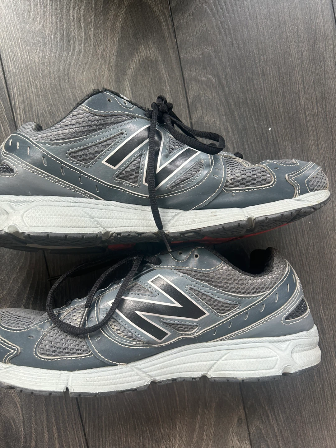 New Balance 770v4 Running Shoes - Men's Size 10.5