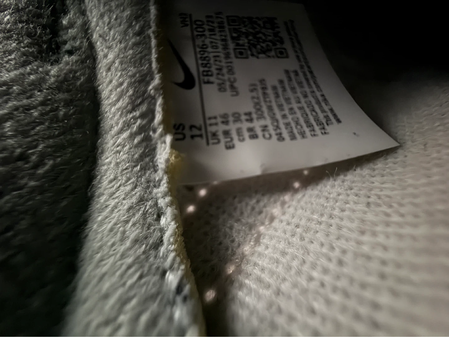 Green Nike Sneakers Size 12 - photo 3