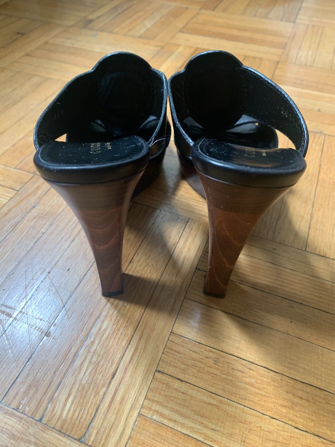 Gucci Black Leather Platform Mules - Size 36.5 - photo 3