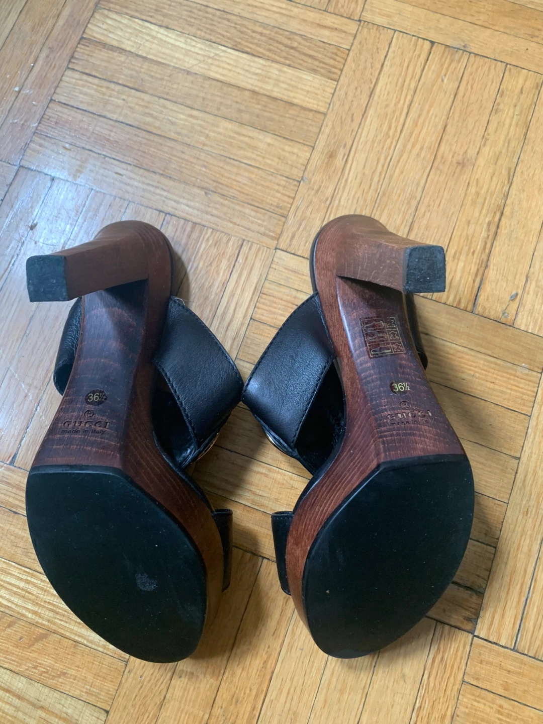 Gucci Black Leather Platform Mules - Size 36.5 - photo 4