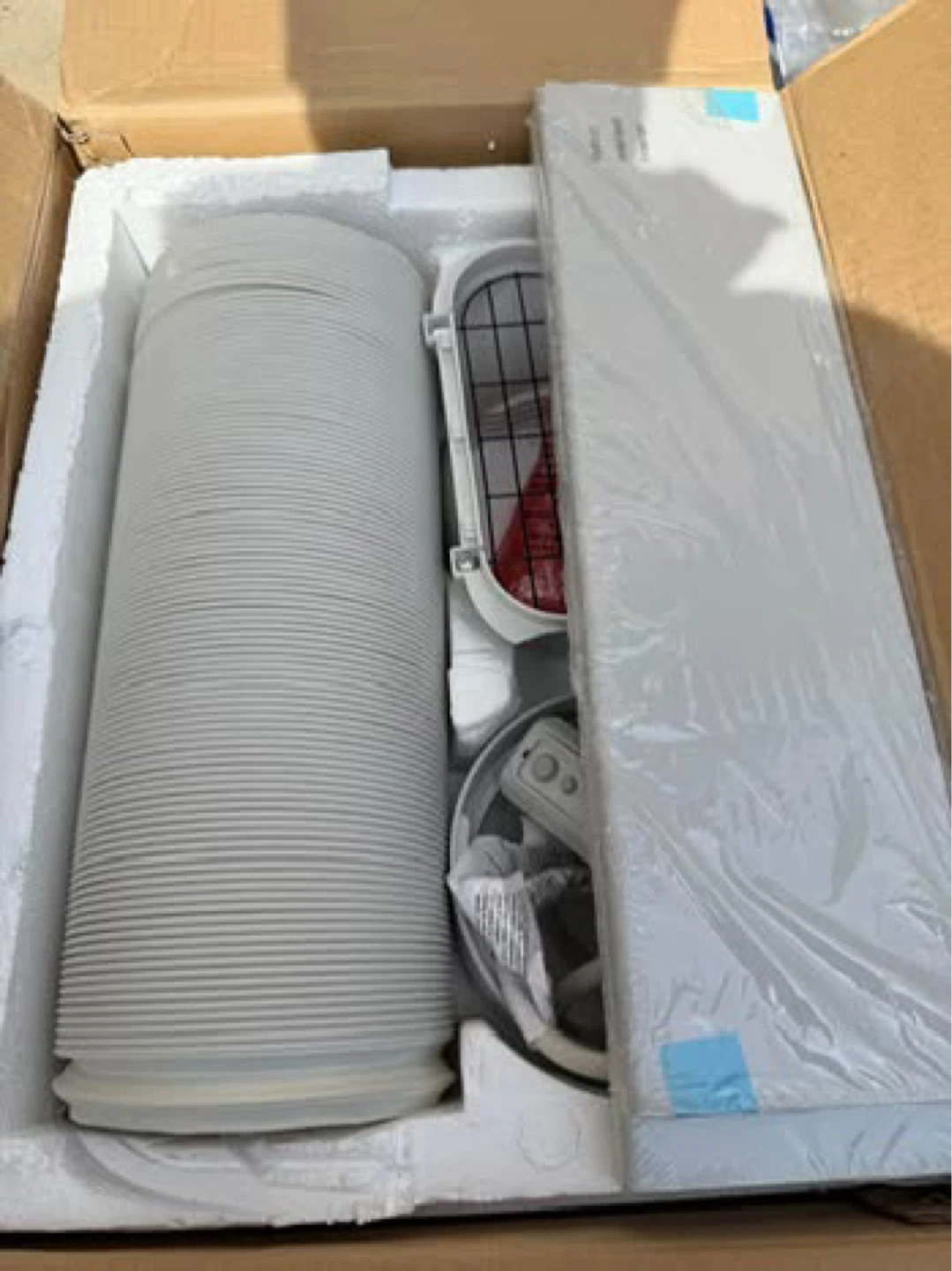 LG Portable Air Conditioner - photo 2