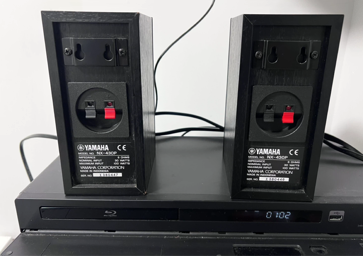 YAMAHA surround speakers, compact, 100 watts - photo 3