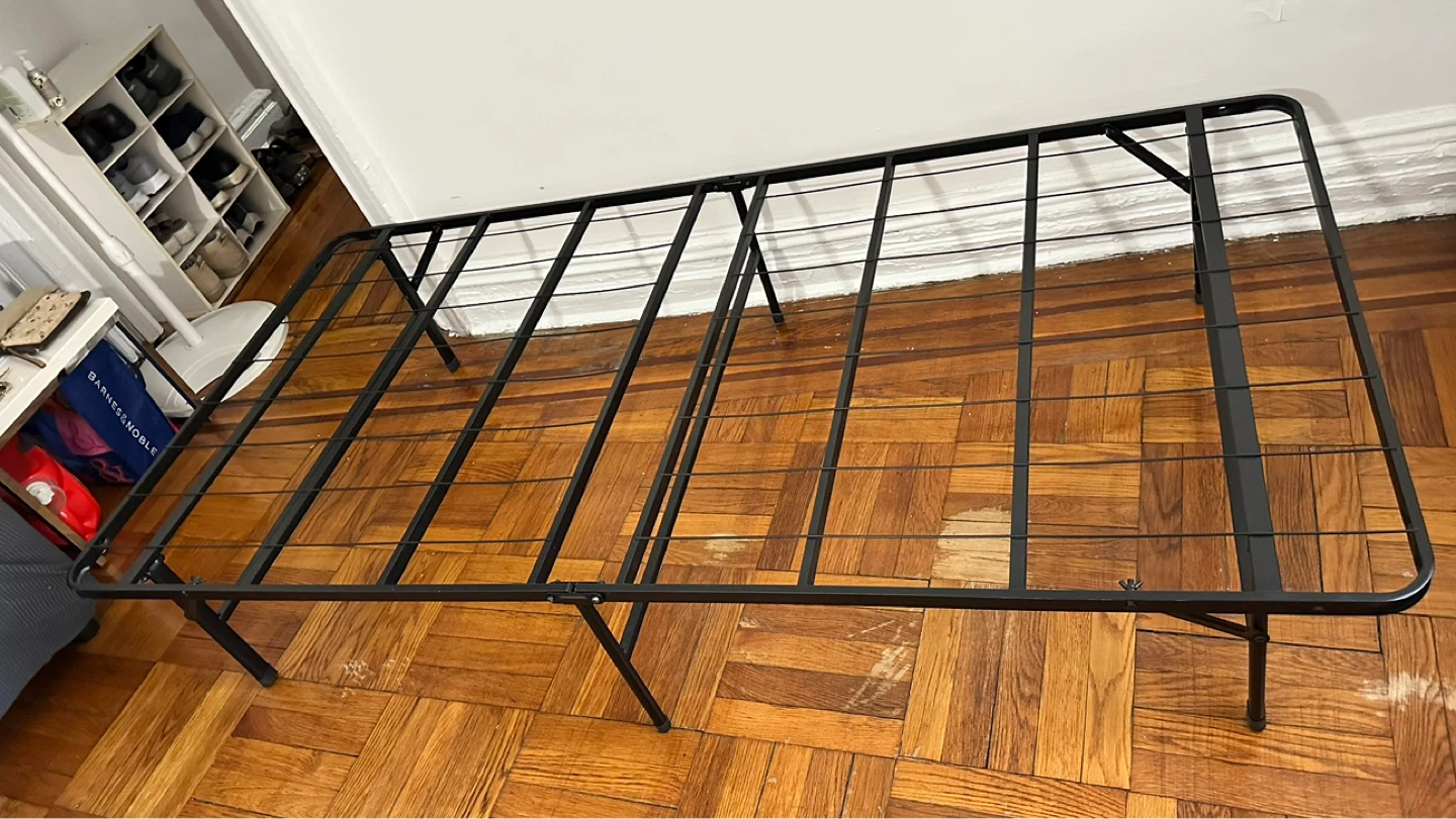 Foldable Metal Bed Frame — single/twin