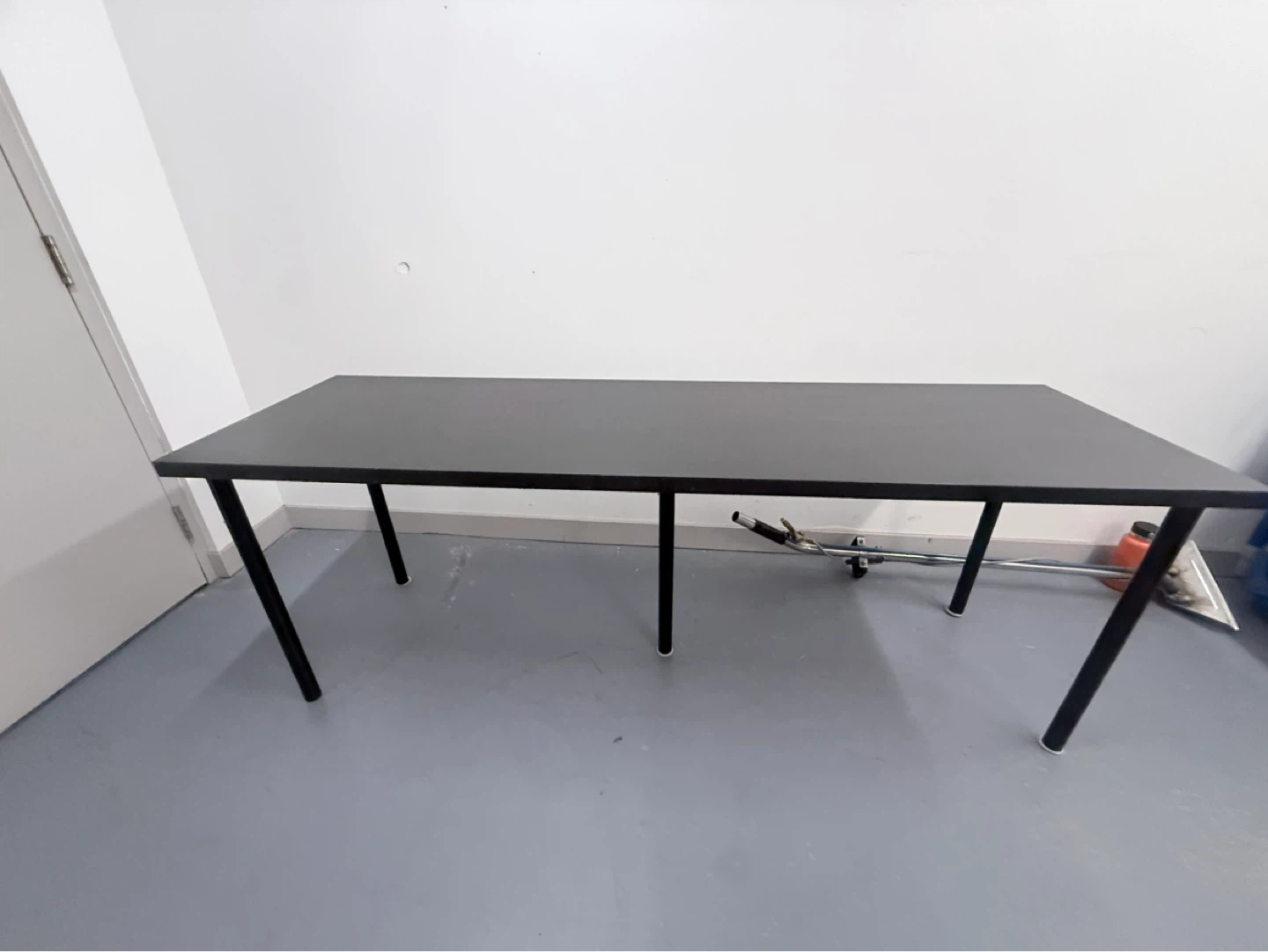 Black Desk Table with Metal Legs - photo 4