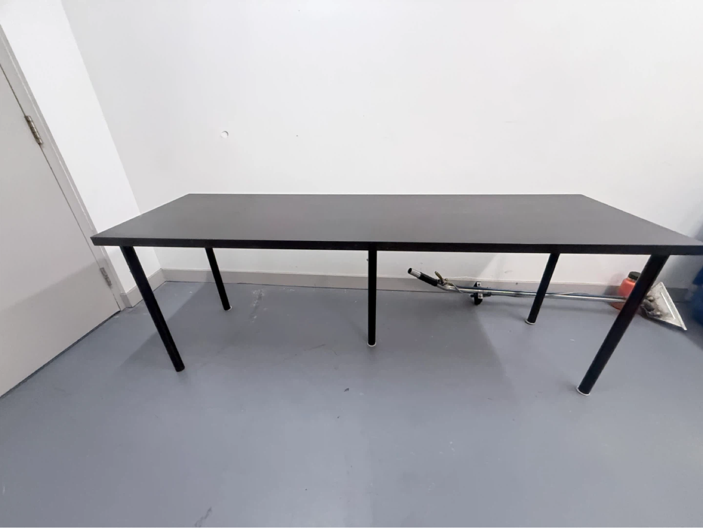 Black Desk Table with Metal Legs - photo 3