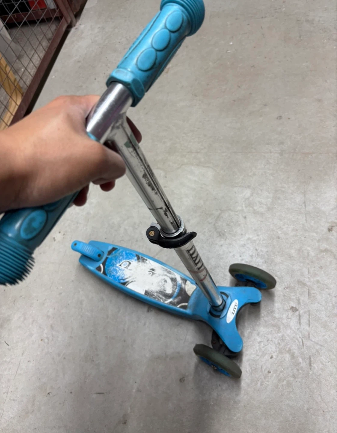 Little Tikes Scoot 2 Pedal Scooter