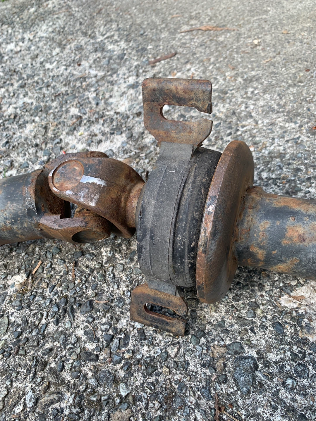 Rear 2-Piece Driveshaft Propellor Shaft with Center Bearing - photo 5