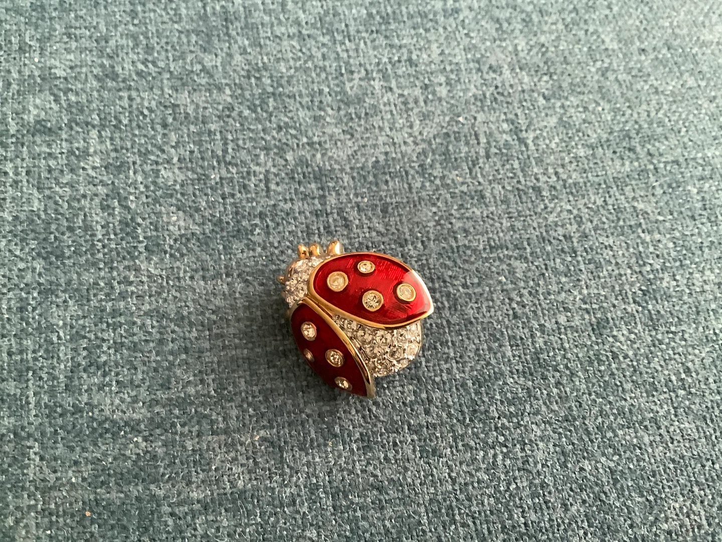 Vt Swarovski Ladybug Pin Enamelled in Red w White Rhinestones 🐞 - photo 3