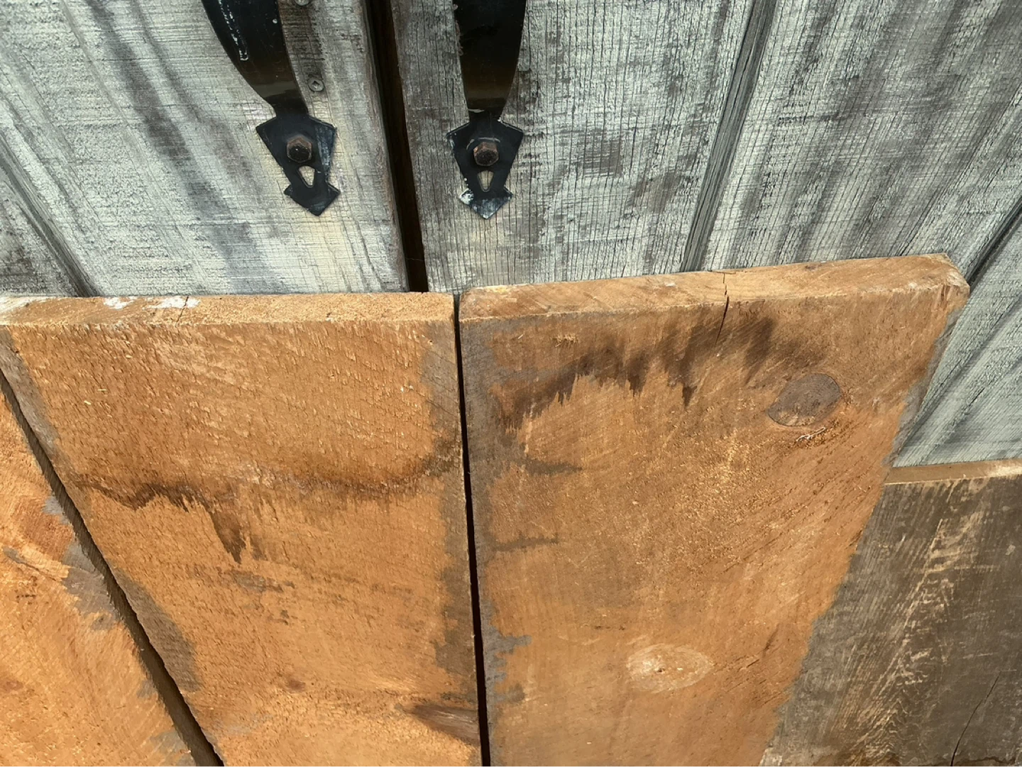 Vintage 4. 3ft Wood Planks & 1. 2ft- Approx 12” Wide - photo 3