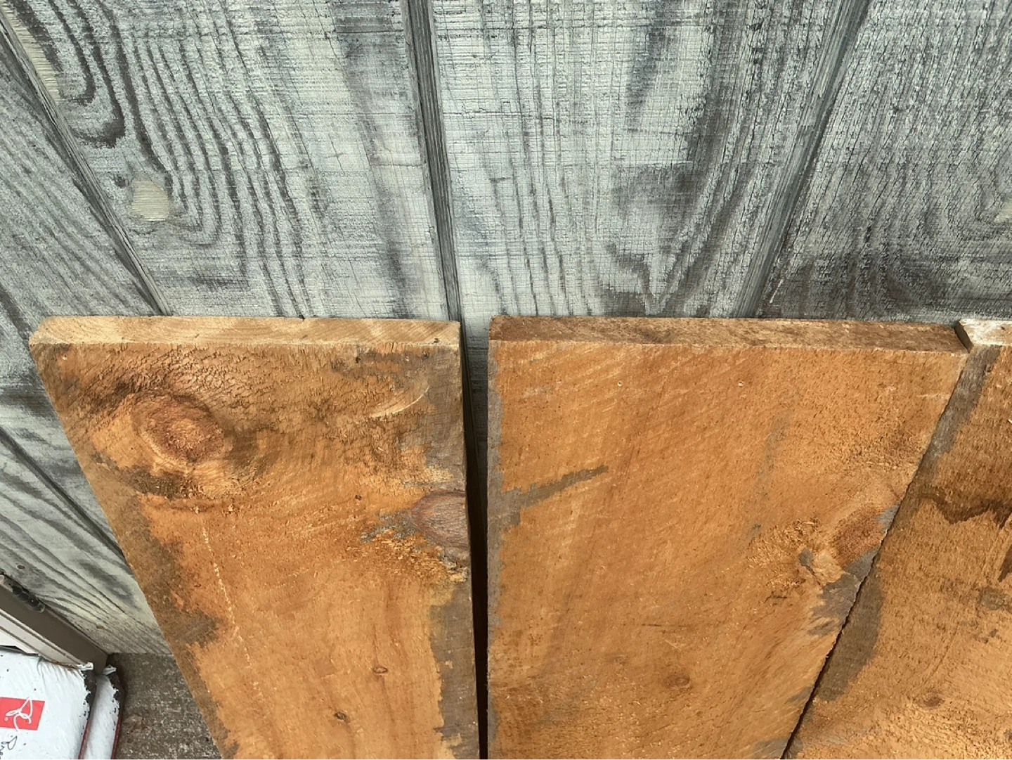 Vintage 4. 3ft Wood Planks & 1. 2ft- Approx 12” Wide - photo 2