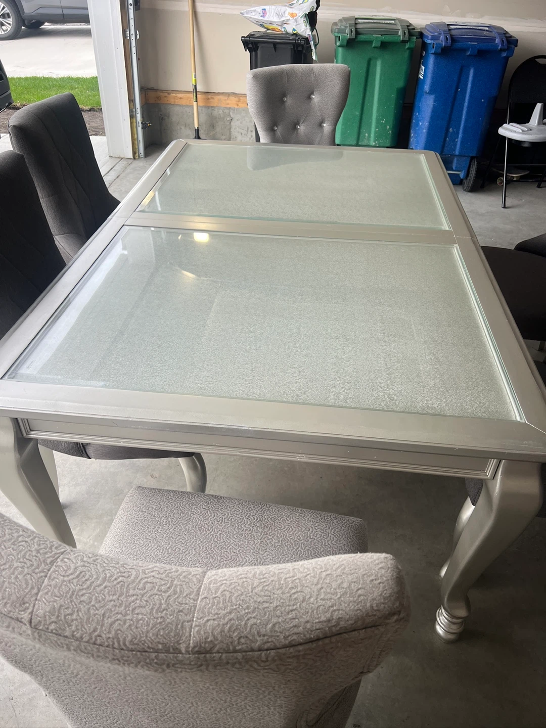 Dining Table with Glass Top with chairs - photo 3