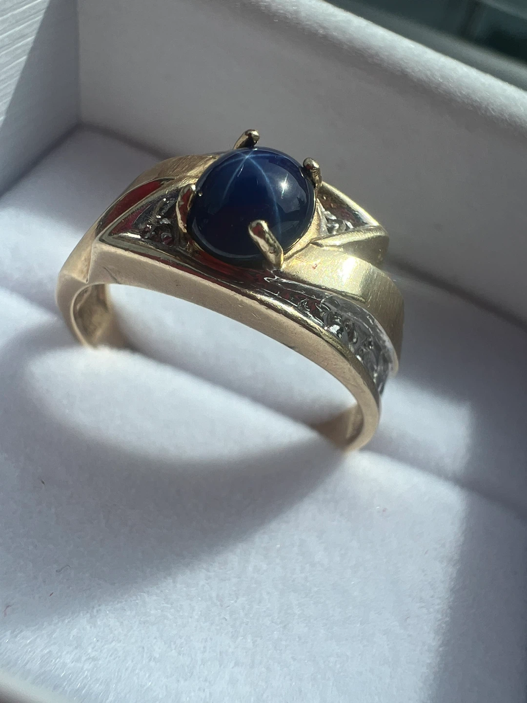 10 k Men's Gold Star Sapphire and Diamond Ring - photo 2