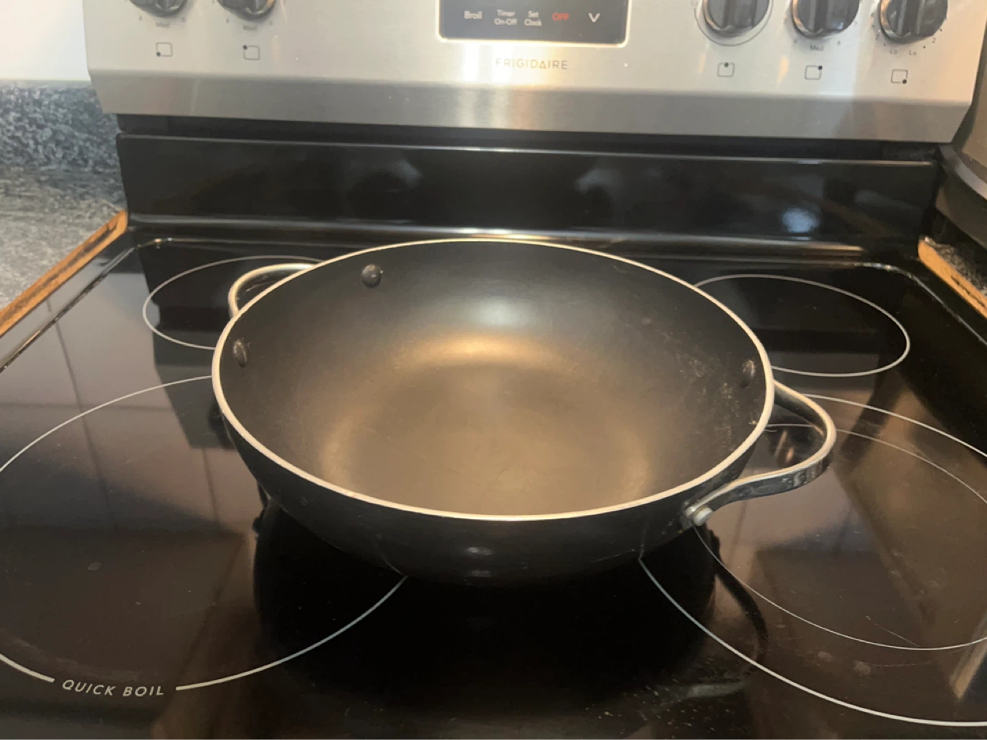 Wok with Wooden Handles - photo 2