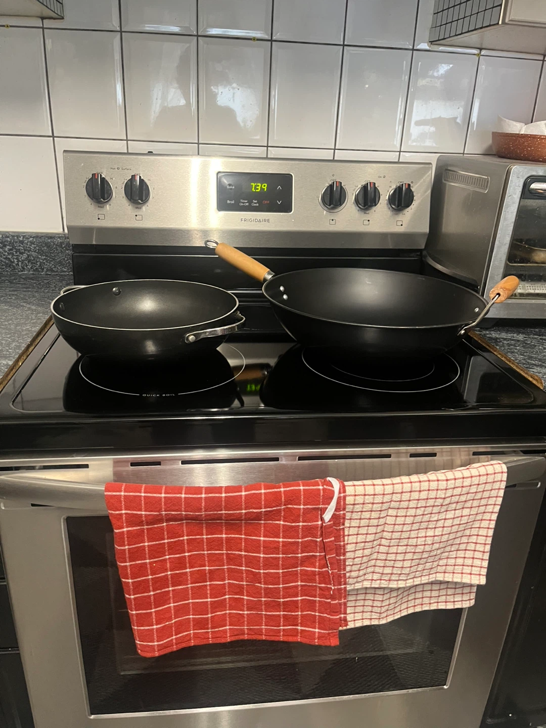 Wok with Wooden Handles - photo 4