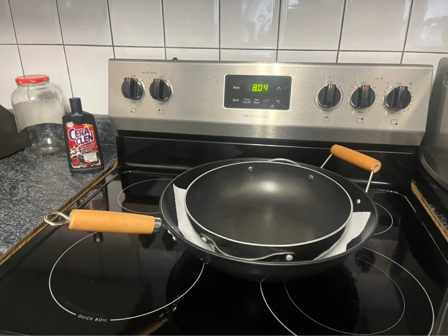 Wok with Wooden Handles