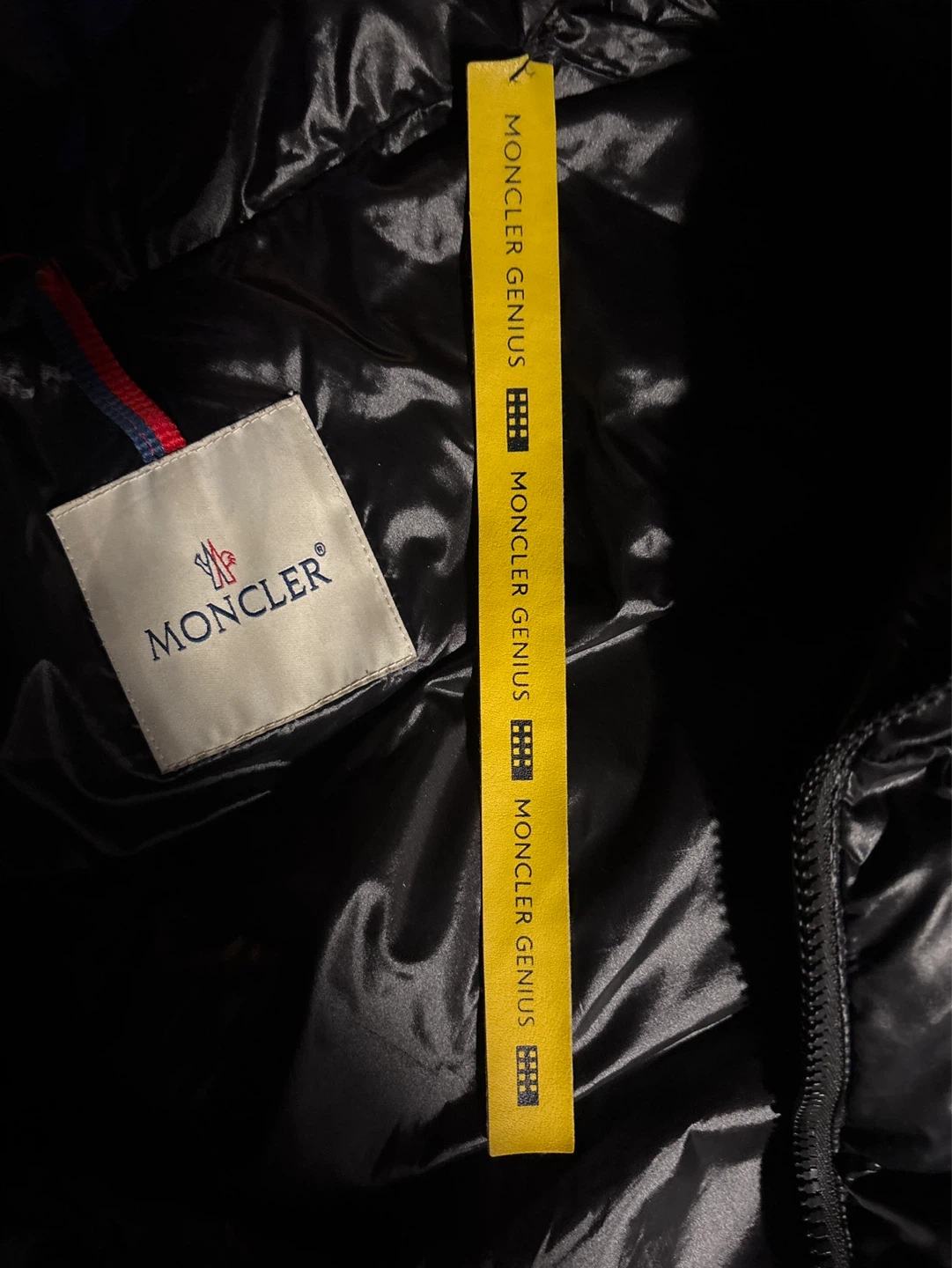 Moncler Down Vest - Size 2 - photo 4