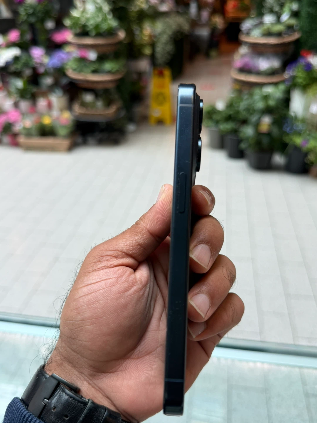 iPhone 15 pro 128gb blue titanium - photo 4