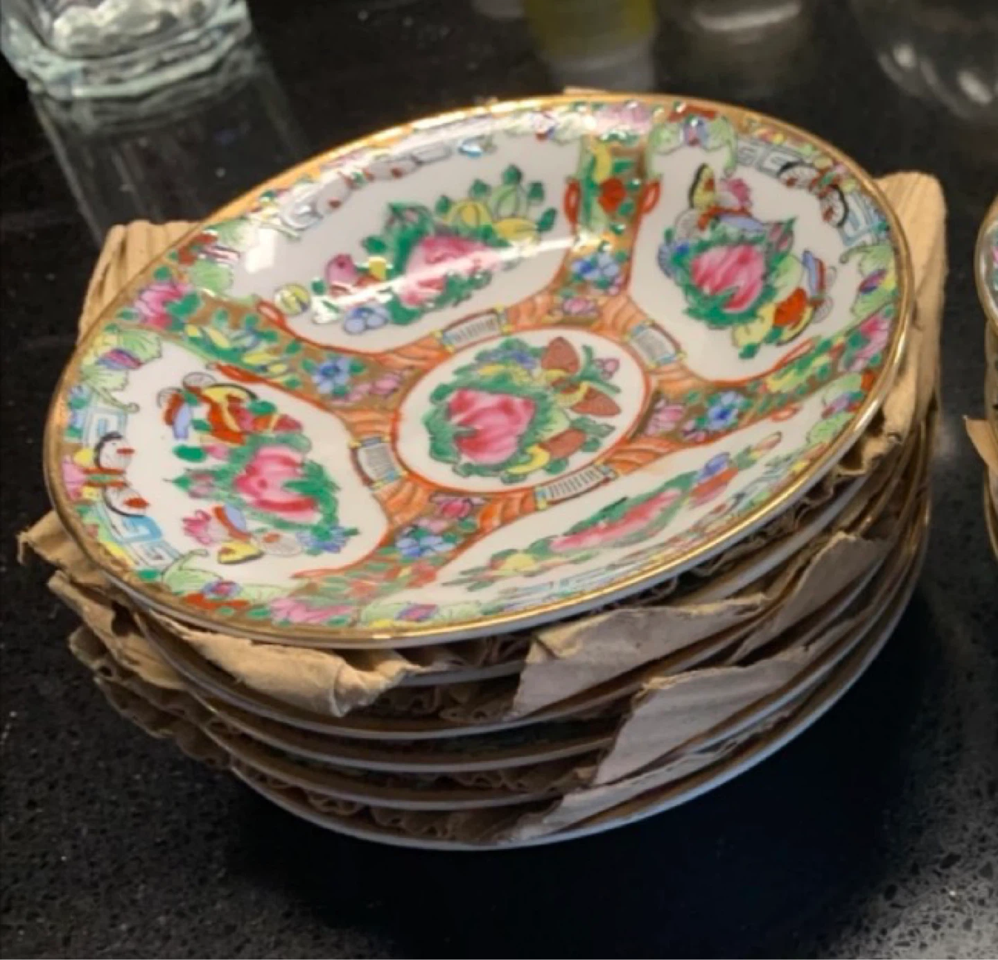 Set of 6 Vintage hand painted Rose Medallion Saucers - photo 3
