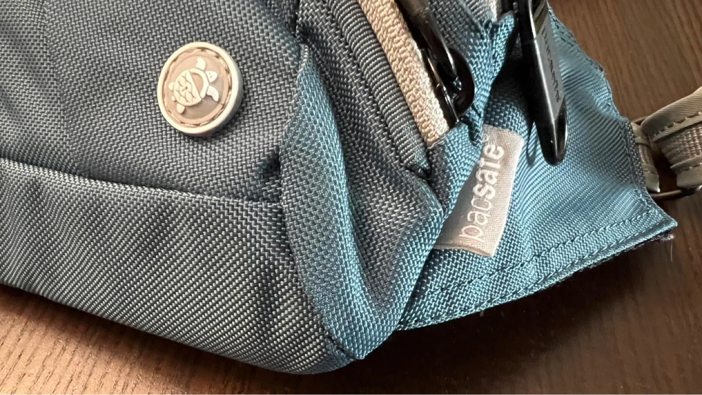 3 Brand new PacSafe women’s handbags - photo 2