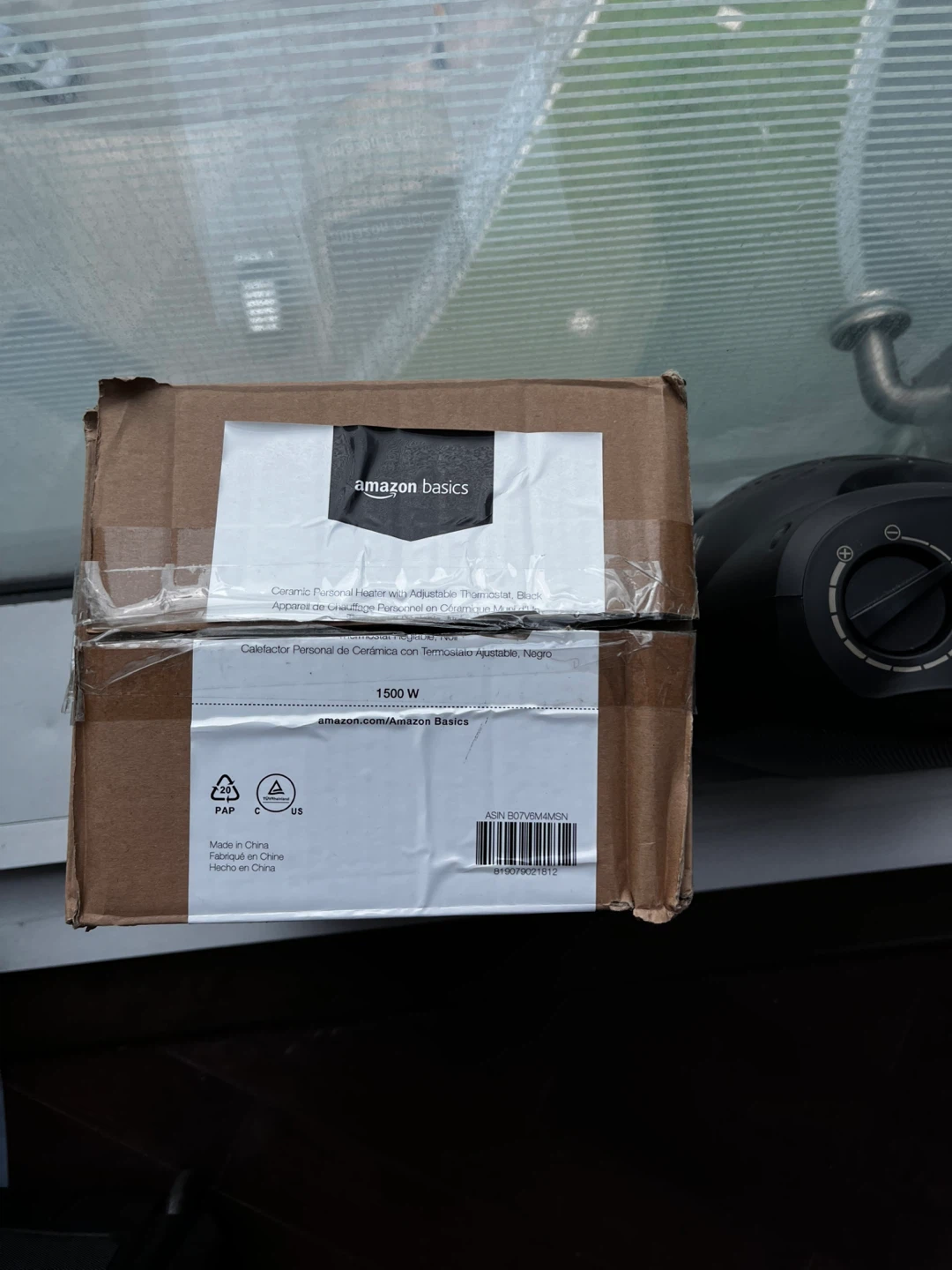 Amazon Basics Ceramic Space Heater - photo 3