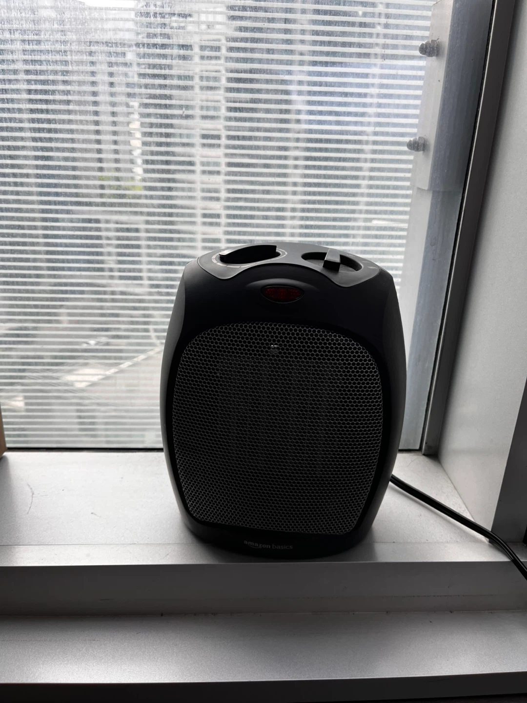 Amazon Basics Ceramic Space Heater