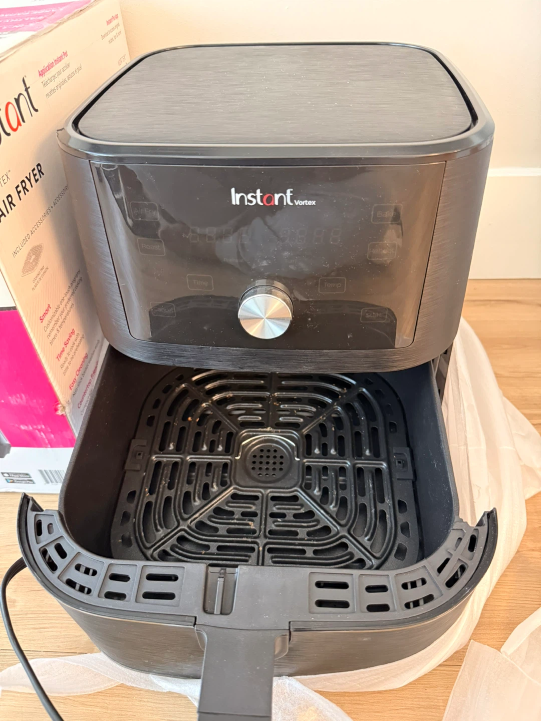 Instant Vortex 6-Quart Air Fryer - photo 3