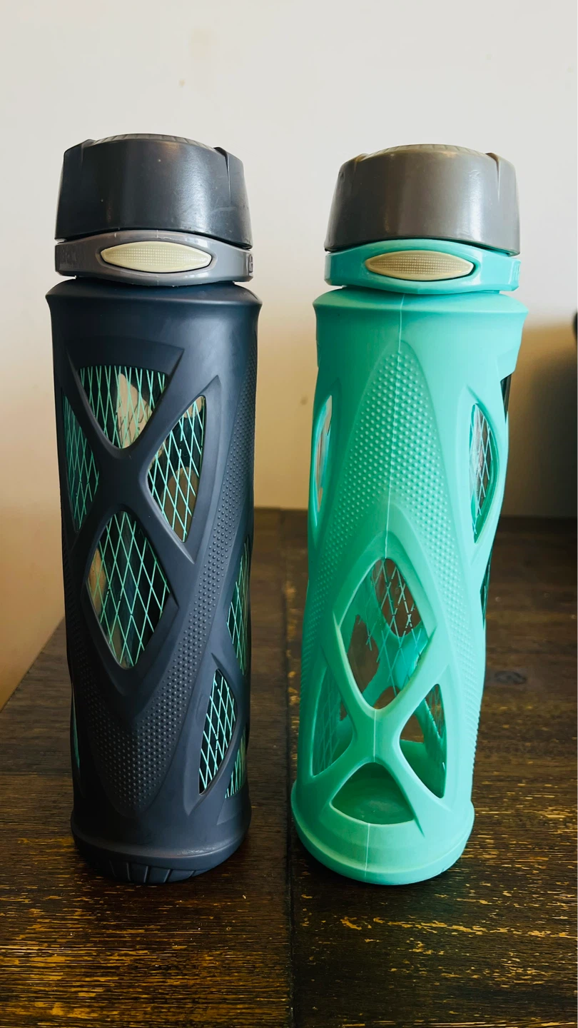 Zulu Glass Water Bottles - Set of 2 $10 Each - photo 4
