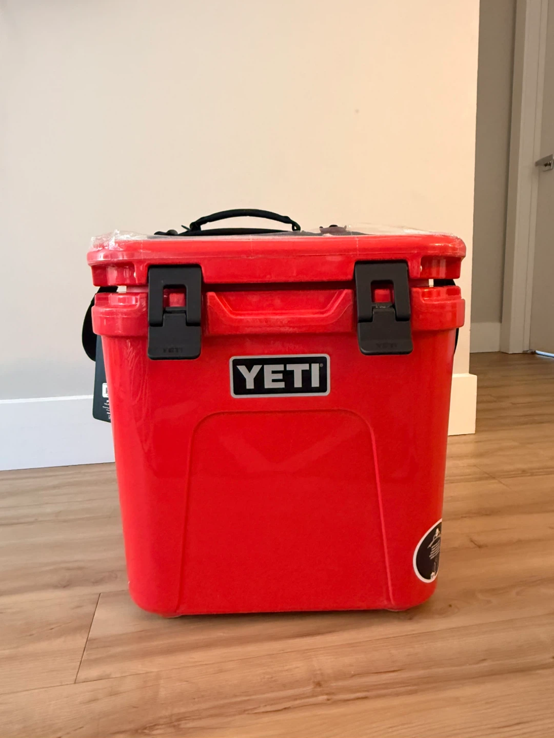New Yeti Cooler - Red - photo 4